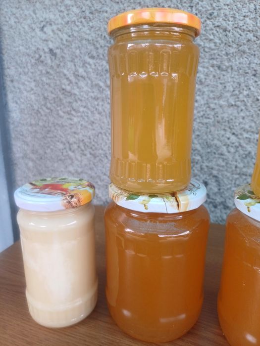 Miere de albine din stupina proprie
