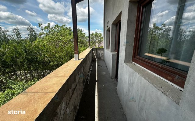 Casă de vânzare – Strada Păstorului