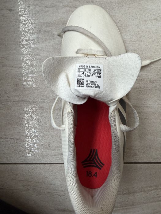 футболни стоножки adidas