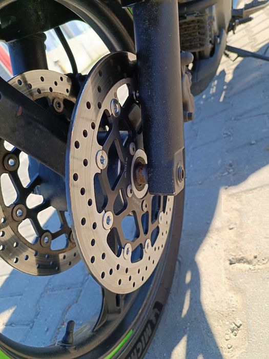 Suzuki Vstrom Dl1000/ Aprilia Pegaso 650 /  Kawasaki ZZR1100