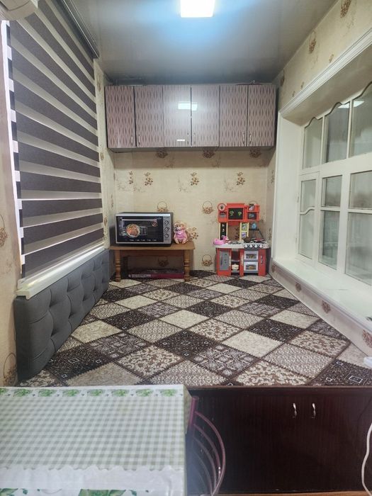 Продаётся 3/4/4 Юнусабад 18 квл кирпичный