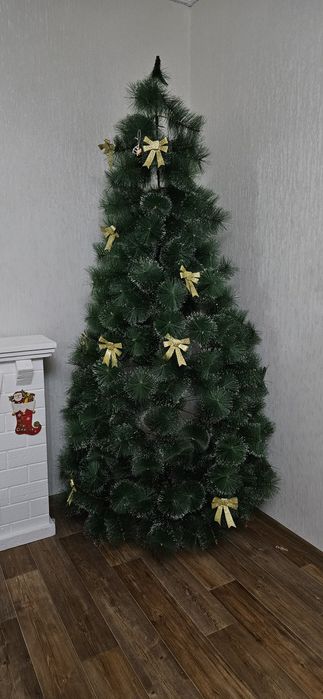 Срочно продам  Ёлку