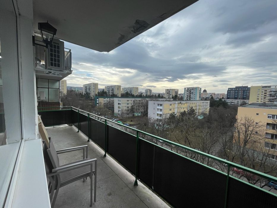 Inchiriez ap. 2 camere pe termen lung