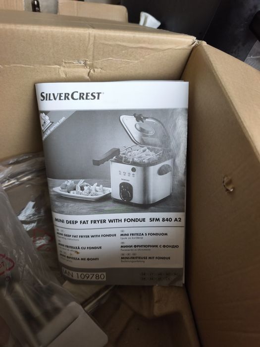 Vând friteuza electrica silvercrest!