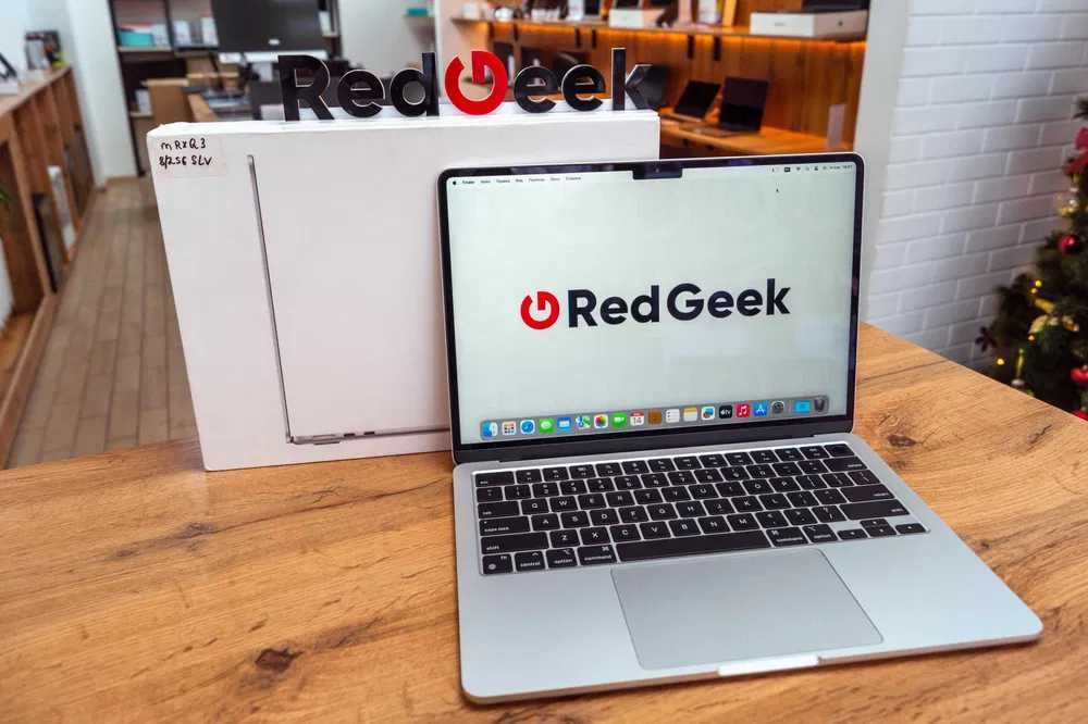 MacBook Air 13 М3 256 ГБ Гарантия Магазин Red Geek