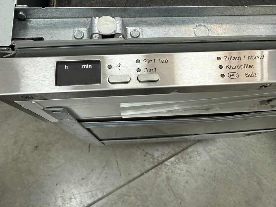 Съдомиялна машина за вграждане MIELE 60см