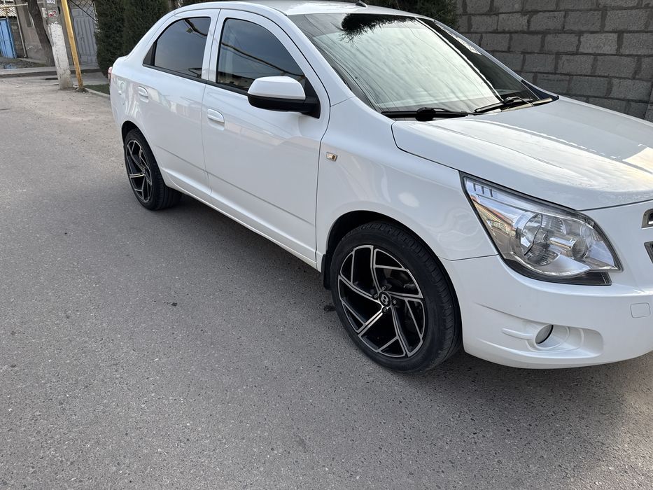 Продантся диски 18 размер на ходу