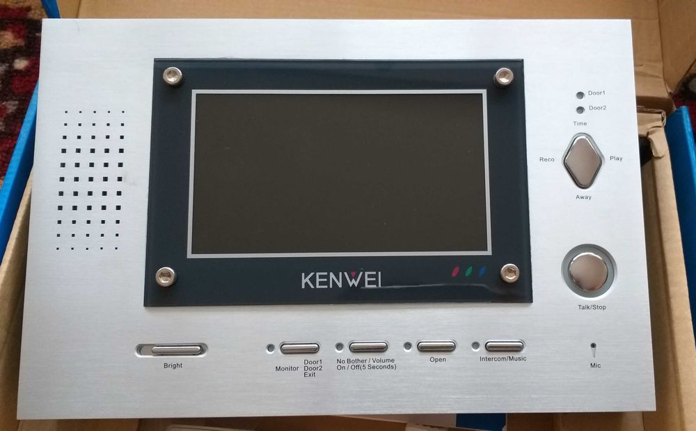 7"Color TFT monitor KENWEI KW-123FC