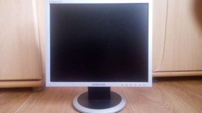 Samsung жк монитор 17 d Самсунг дешево