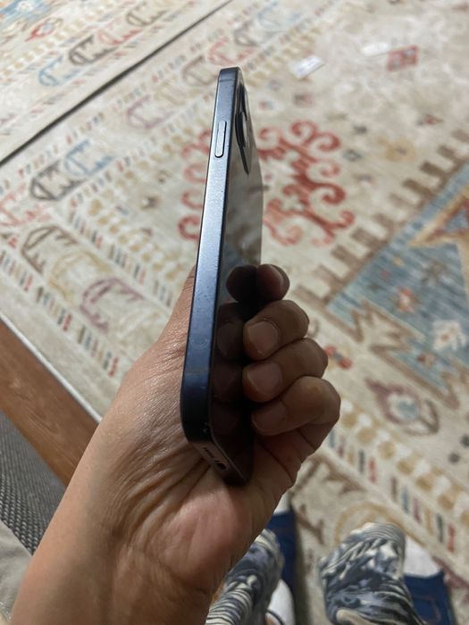 iPhone 12, в отличном состоянии