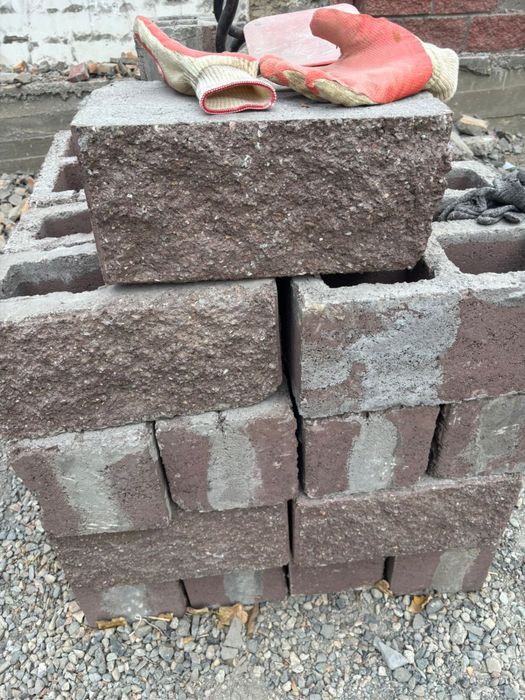 Рванный пескоблок