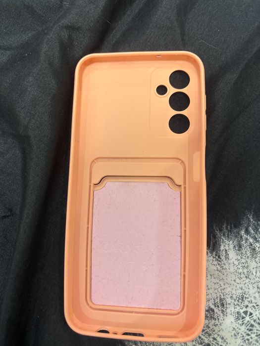 Case за samsung A14 не са използвани цената е за единият кълъф