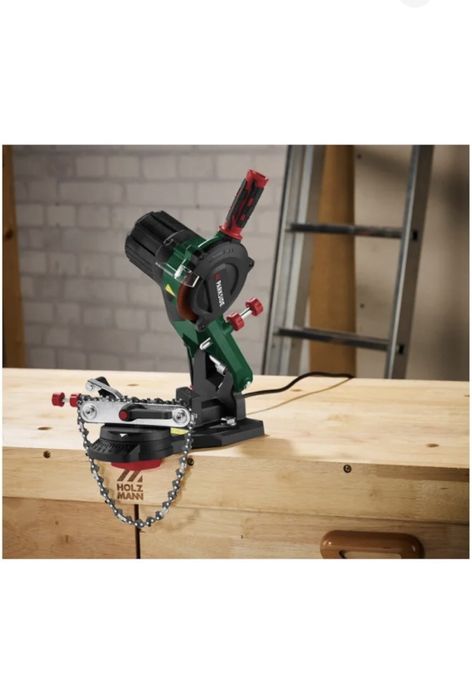 Masina pentru ascutit lanturi