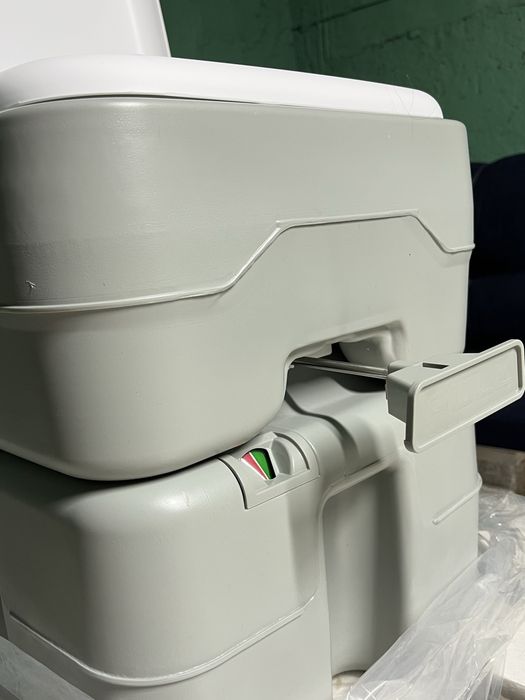 Биотуалет, обьем 20 литров.