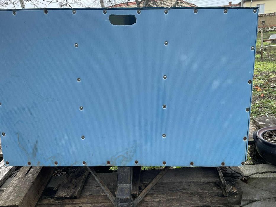 Клетка за ловно куче