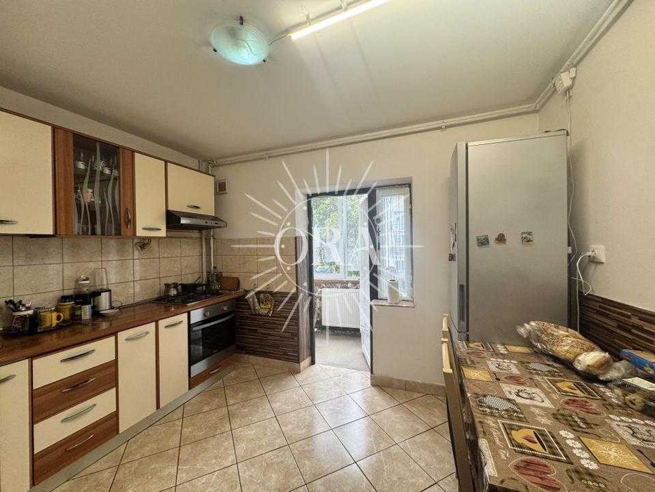 APARTAMENT 3 CAMERE DE VANZARE GRIGORESCU - etaj intermediar 3/4 bloc izolat