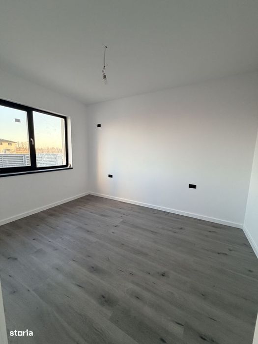 Casa individuală Domnesti, 4 camere 2 băi , 400 mp teren