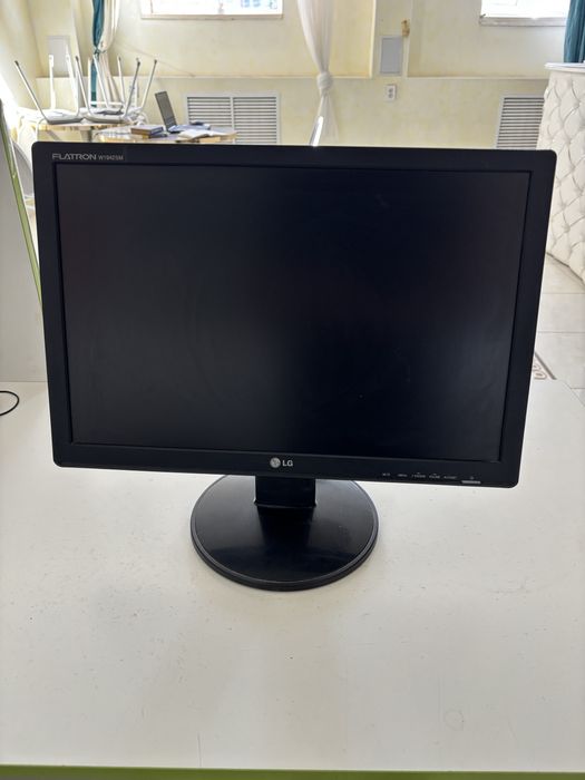 Монитор LG w1942sm