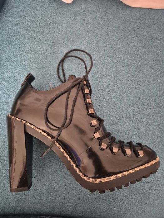 CALVIN KLEIN дамски обувки 36 номер