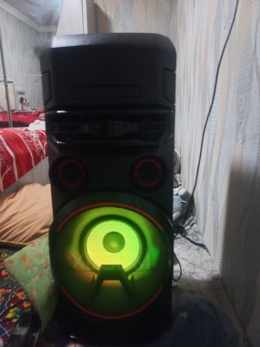 Калонка для музика хороший рабочий ну класни.