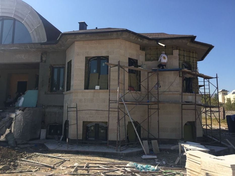 Прочные строительные леса на прокат. Доставка по Алматы