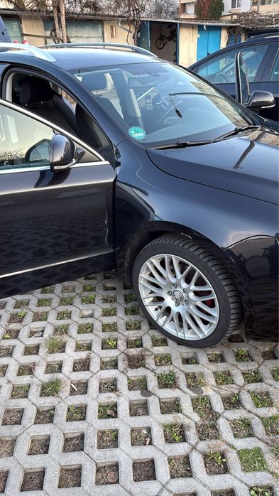 SKODA Superb 2012 — imagine 4