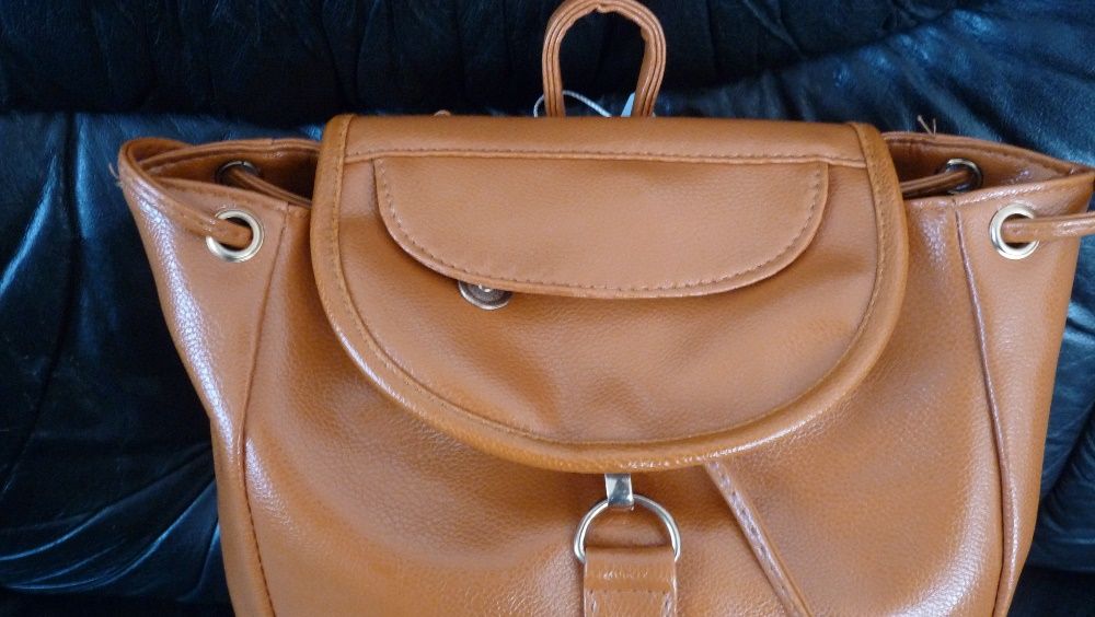 Ежедневна дамска и /унисекс/ раница - 2 броя