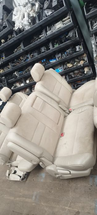 Комплект сидений Toyota Alphard