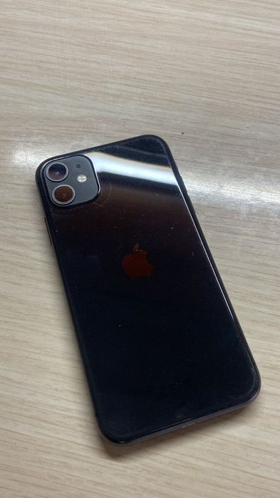 Продаю Айфон 11 128гб ios 18.6.2