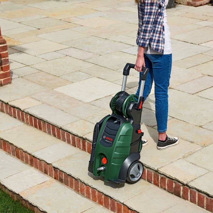 Мойка высокого давления (карчер,карчир,каршер) BOSCH AQUATAK 140