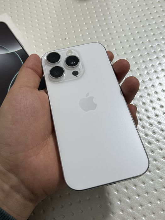 Iphone 16 pro/256gb 93%