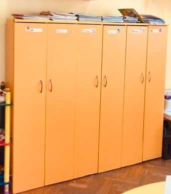 детски ученически гардеробчета