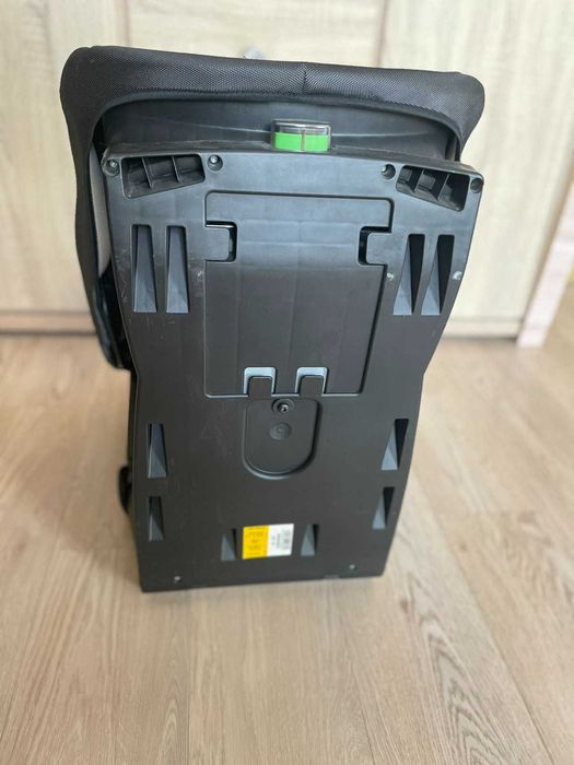 детско столче Maxi Cosi Axiss - от 9 до 18 kg