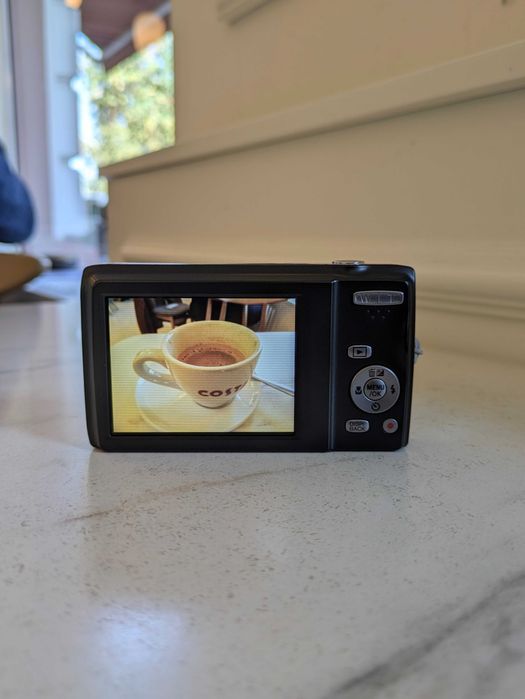 Fujifilm FinePix JZ100 - УНИКАЛНИ СНИМКИ Дигитален Фотоапарат КАТО НОВ