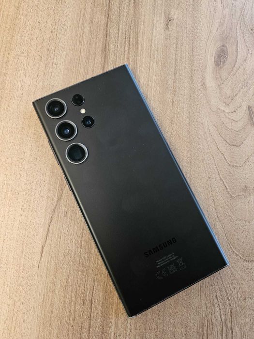 Samsung Galaxy S23 Ultra - 256GB - 8GB RAM
