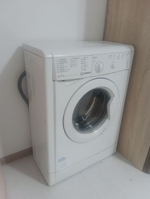 Стиральная машина Indesit