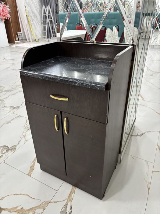 Продам стейшн, стулья