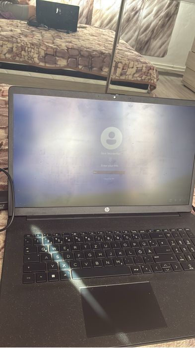 laptop hp 2024 nou