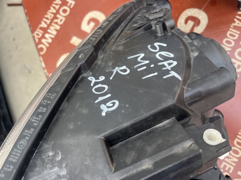 Фар Seat Mii 2012-десен