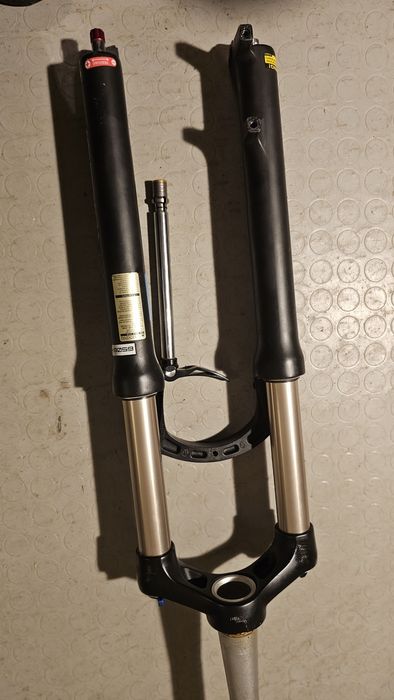 Вилка Suntour Raidon 27.5+ boost