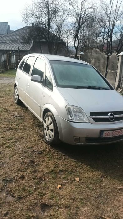 Vând Opel Meriva