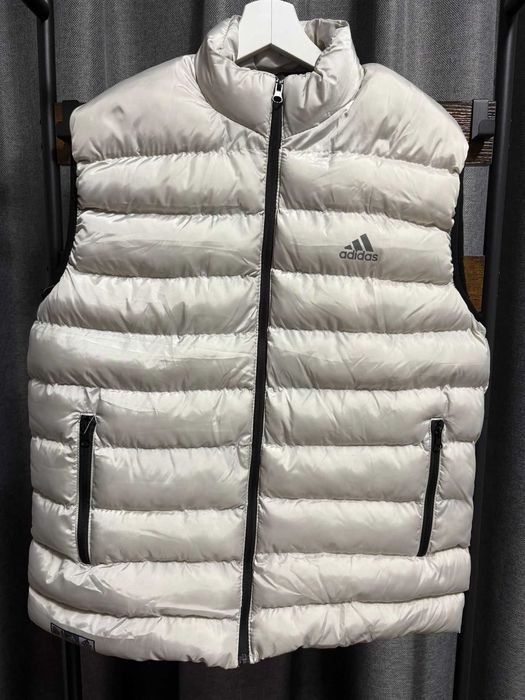 Vesta Adidas Alb Lucios, Calitate Premium, Marimi S, M, L, XL, XXL