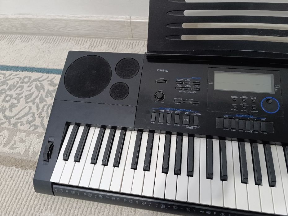Синтезатор Касио 6200