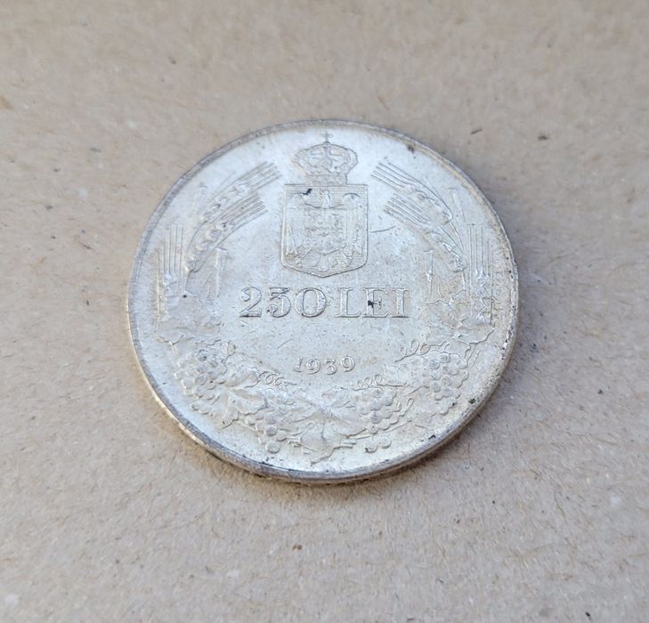 Moneda veche argint România 250 de lei 1939.