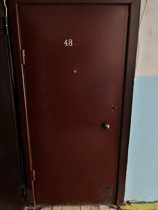 Продам входную даерь бу