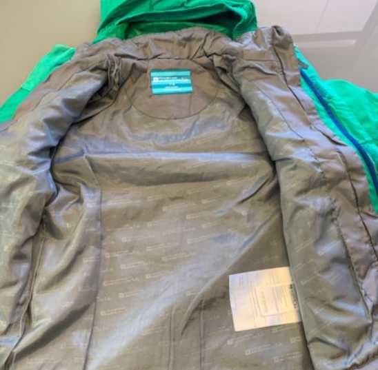 Лот 2 якета Mountain Warehouse + 2 к-та шал, шапка и ръкавички, 7-8 г.
