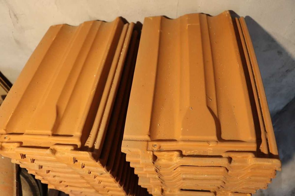 40 броя керемиди Младост