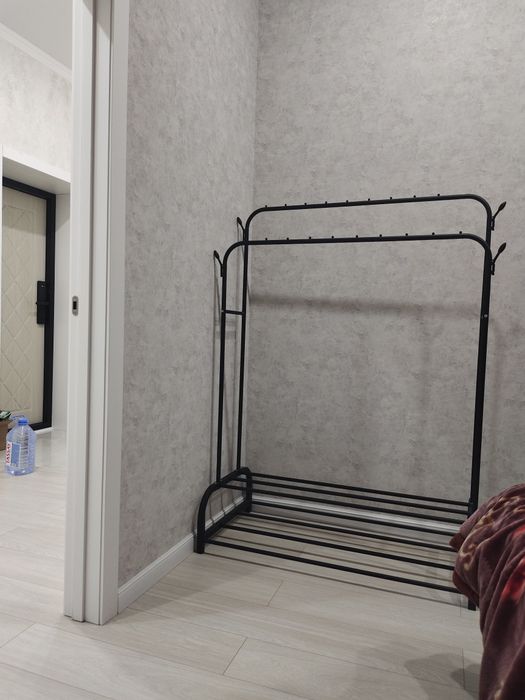 Вешалка напольная