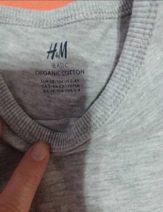 Set baieti H&M, camasa cu 2 maieuri, 98-104