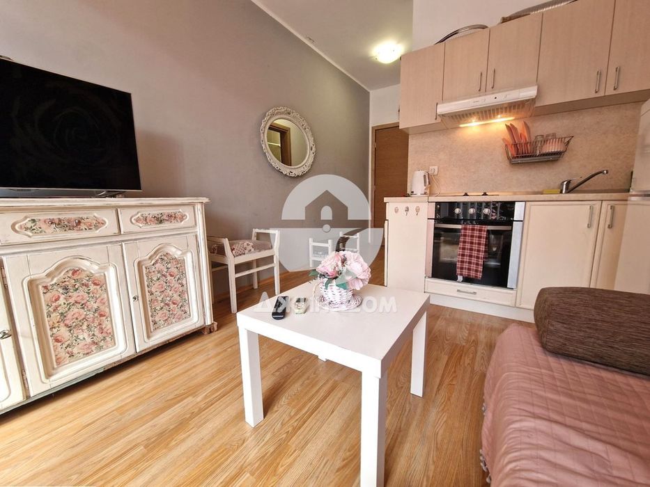 Продава се Едностаен апартамент в к.к. Слънчев бряг - 2804 кв.м за 8 €/кв.м - Снимка #2